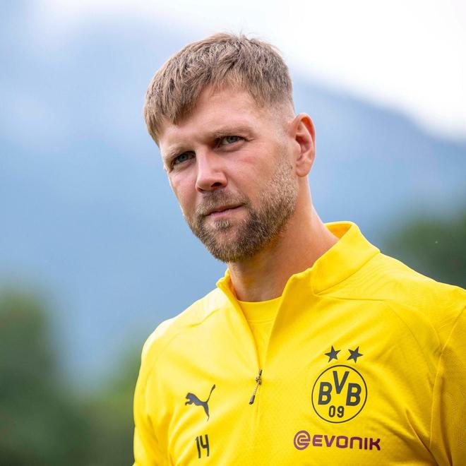 关于转会期体能课后，多特蒙德刷新队史纪录备战英超，目标明确，球探报告显示潜力的信息