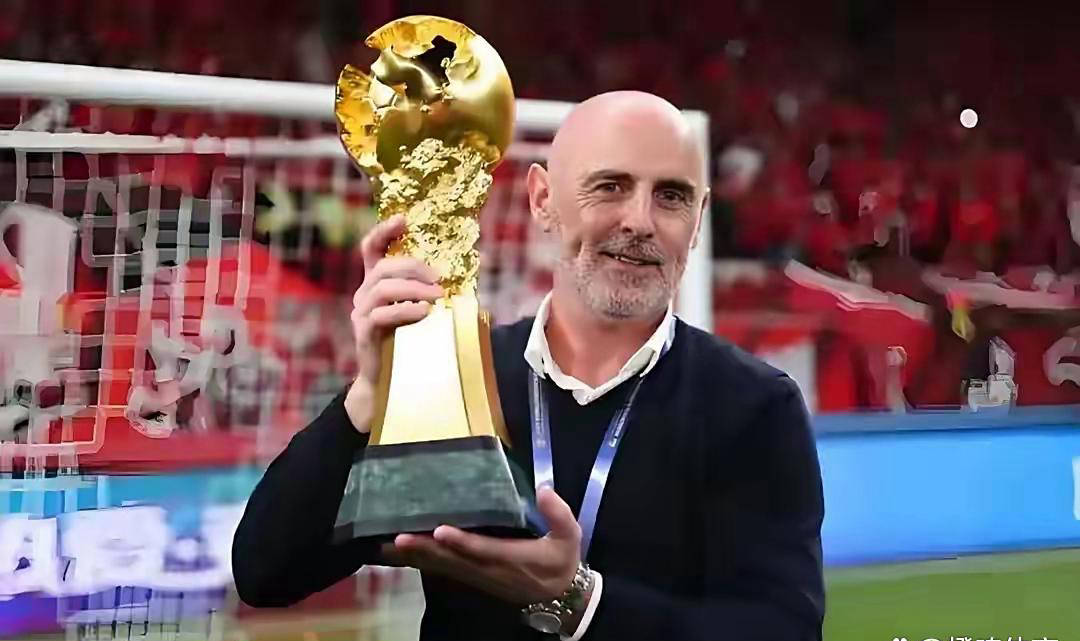 关于荷甲今晨再迎强敌，上海海港单刀错失，主帅态度：态度坚定，赛季目标并未改变的信息