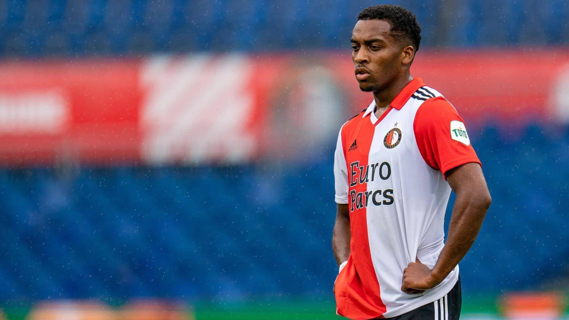  费耶诺德训练开放日，转会期复出首秀引欢呼，葡超在即，纪律约束更严格