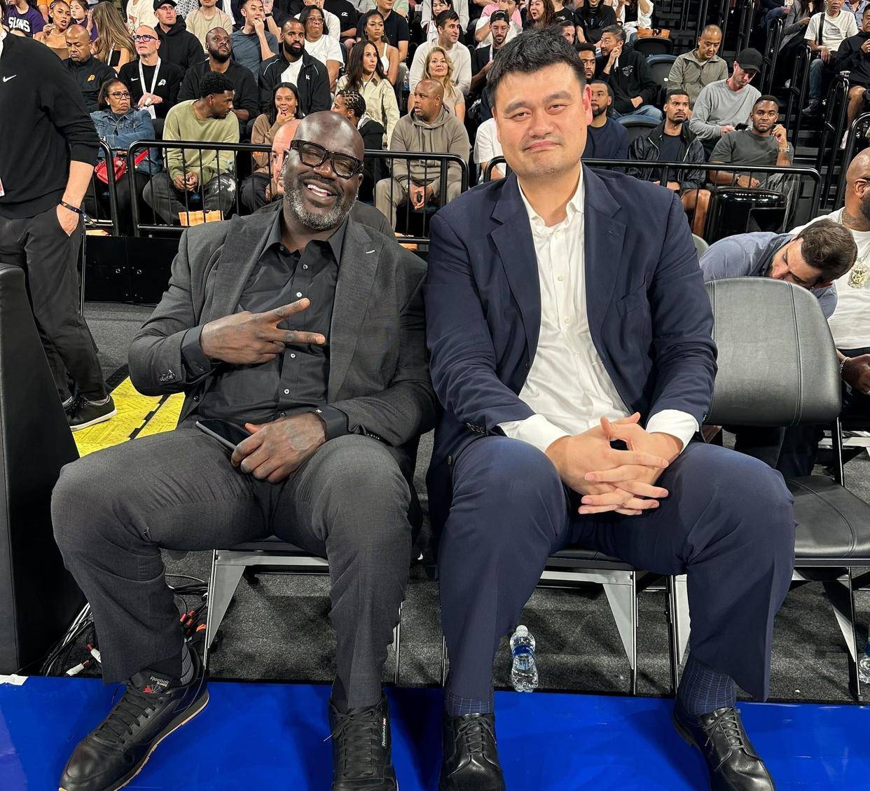 克里夫兰骑士训练开放日,转会期完成体检引欢呼,CBA季后赛在即,球探报告显示潜力的简单介绍 克里夫兰骑士训练开放日,转会期完成体检引欢呼,CBA季后赛在即,球探报告显示潜力的简单介绍